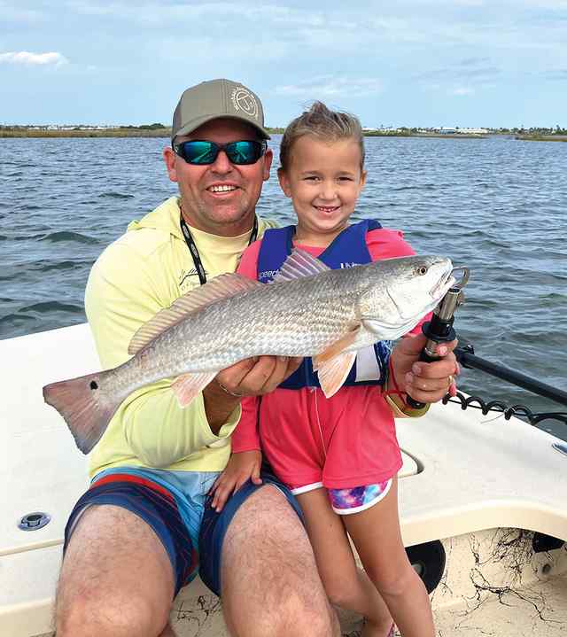 Brad & Annie Mae Olinick  Aransas Pass - 23" redfish