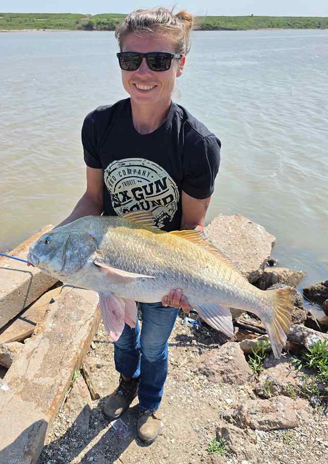Galina Tomayko Freeport - 22 lb personal best black drum!