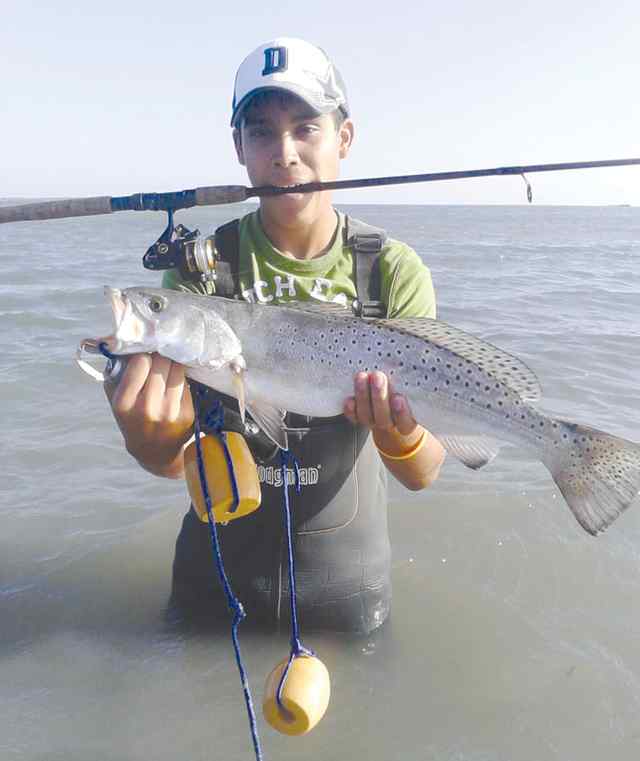 Derrick Vela Holly Beach23&quot; trout