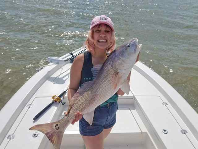 Veann Penny First trip on the boat and fishing the jetties - redfish