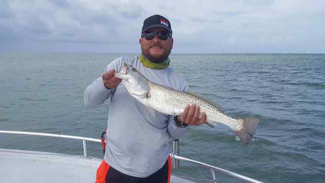 Frank Garza Arroyo City - 28" trout