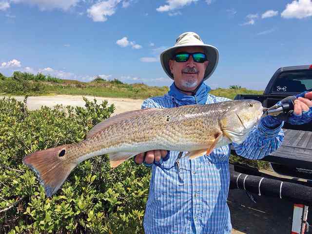 Thomas Ochoa Redfish Bay - 25" redfish, caugh from kayak