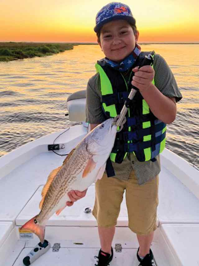 Corey Pinckney Light House Cove, Sabine Pass - 27" redfish