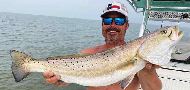 Chad Vogelsang Matagorda - trout CPR