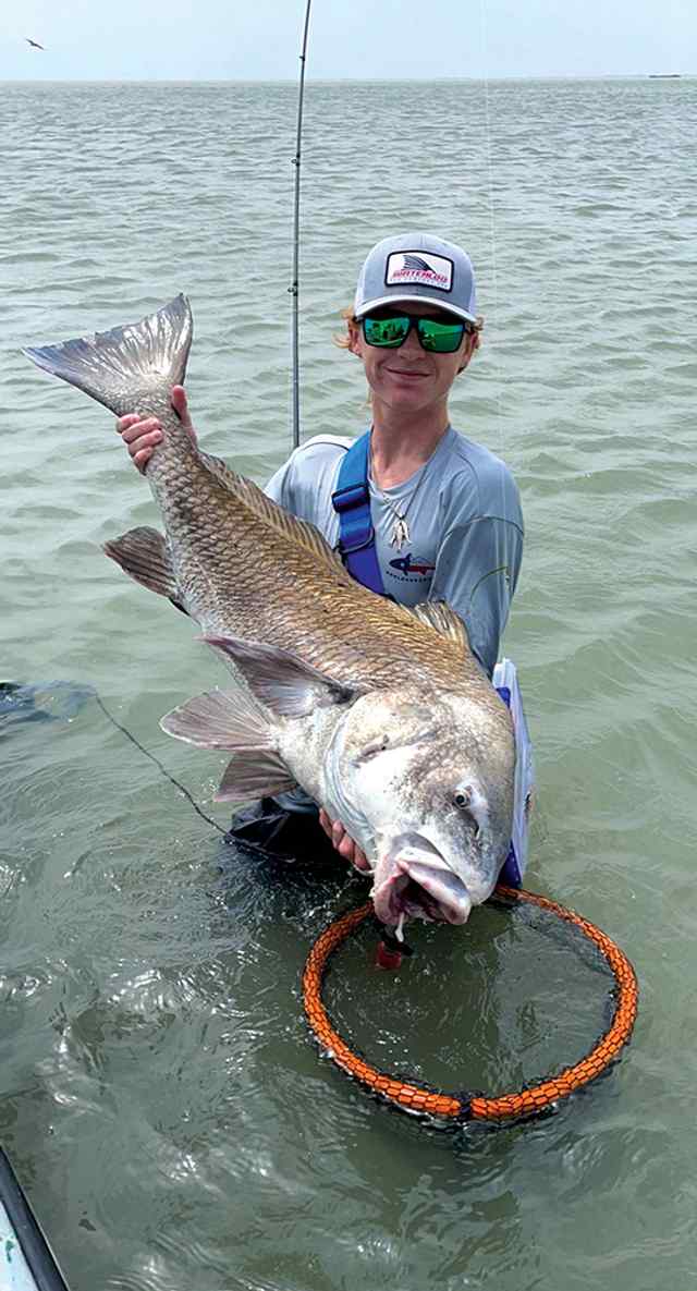 Karter Hare Seadrift (Welders Flats) - 46" black drum, caught on Howell's Strawberry (Down South lure) and Waterloo rod