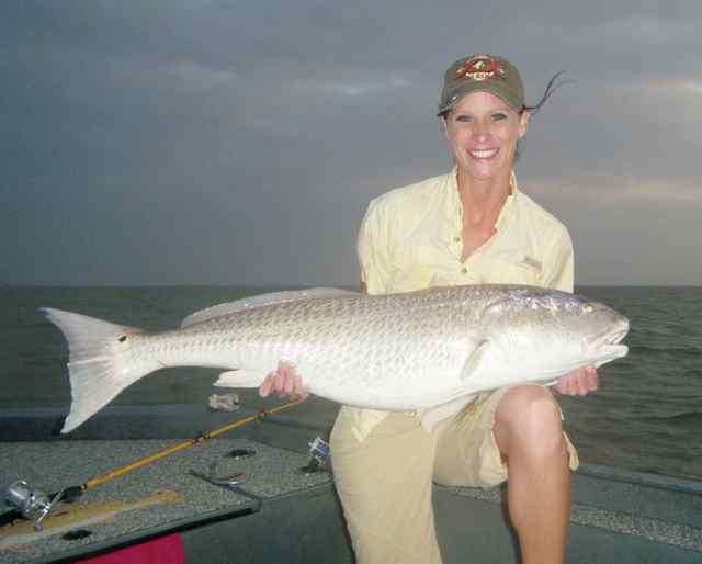 Danielle Auer West Galveston Bay28+&quot; bull red CPR