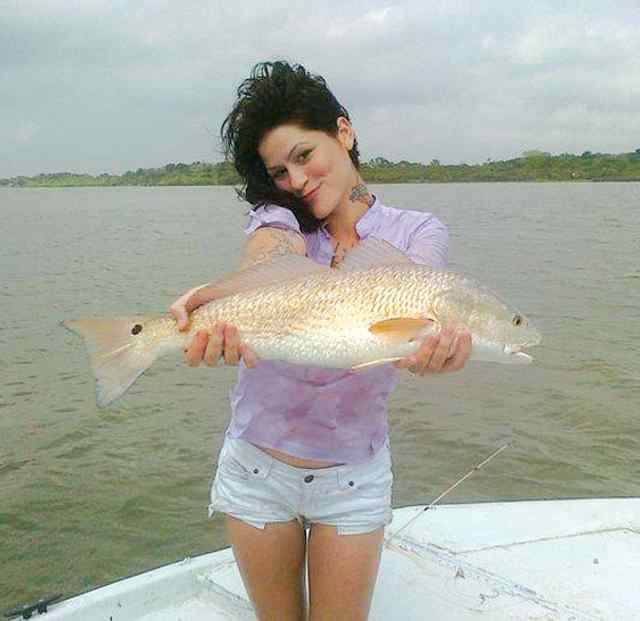 Nashmia Gonzalez Point Comfort24&quot; redfish