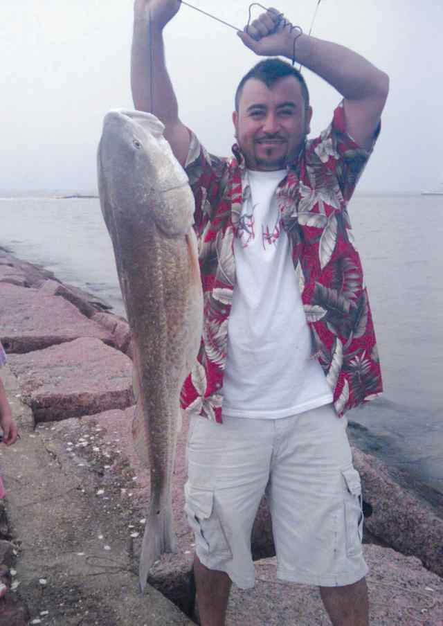Gustavo Hernandez Galveston Bayredfish