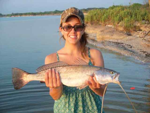 Natalia Salinas Copano Bay22&quot; first trout!