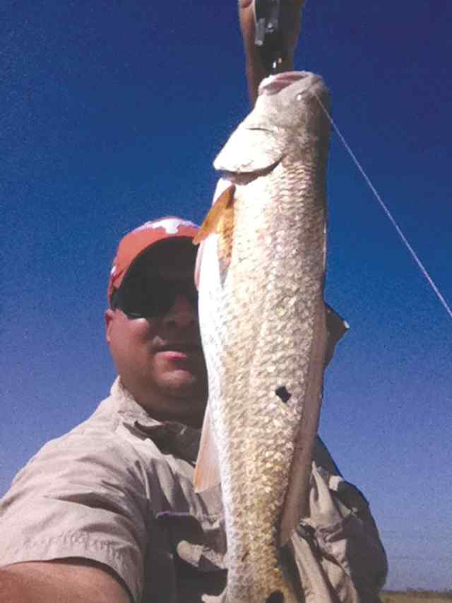 Brent Mayes Texas City25&quot; first keeper red! CPR