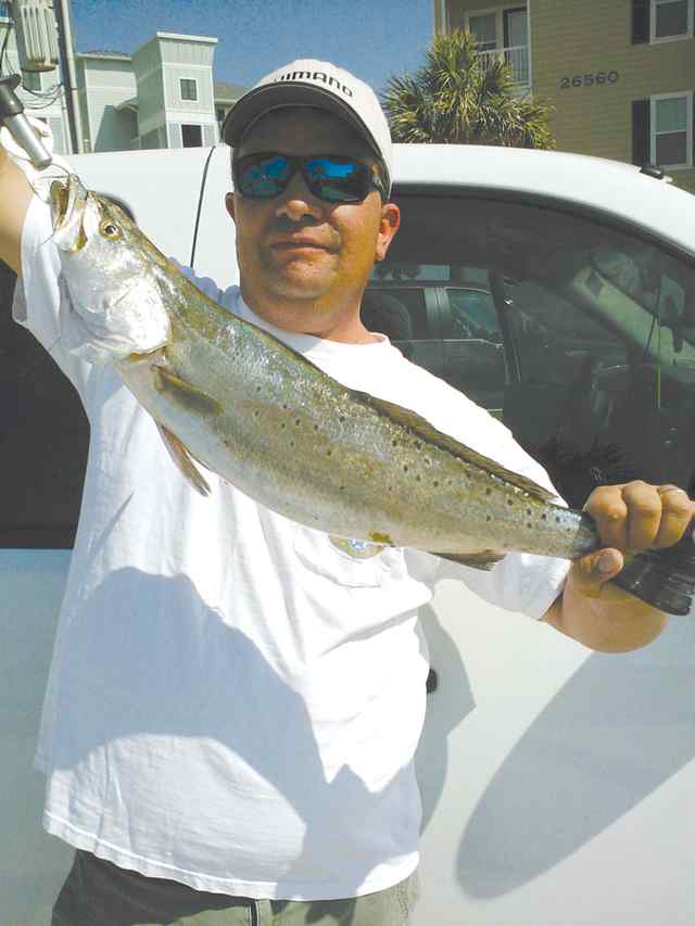 Rick Cedeno Galveston25&quot; personal best trout!