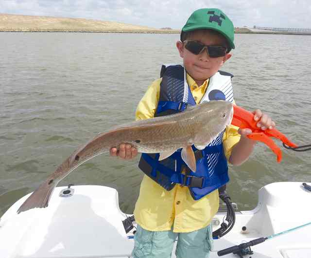 Tom Bresee ICW21.5&quot; redfish, first fishing trip!