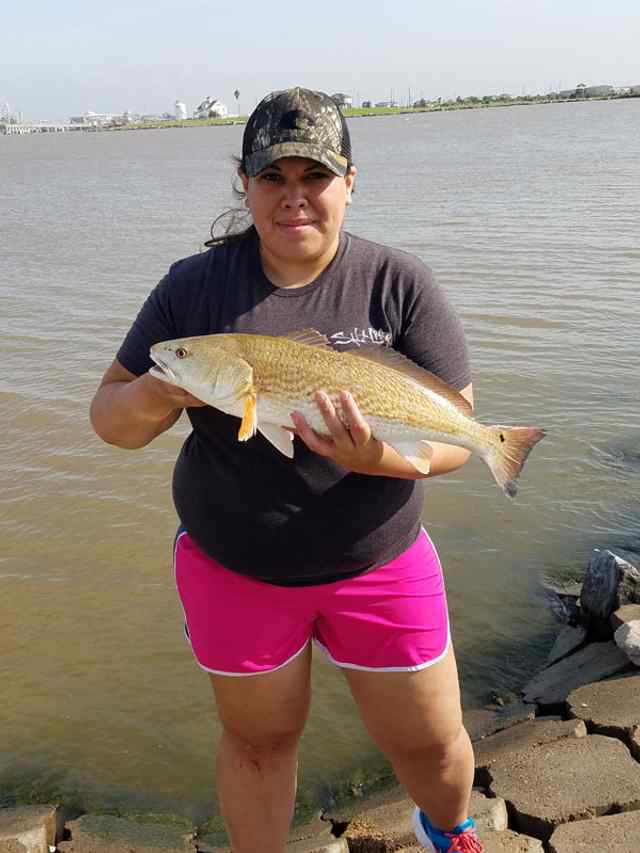 Julie Hinojosa Freeport - 24" redfish