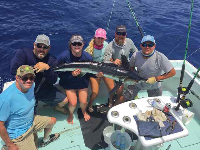 Bill Becker, Willie Becker, Lauren Becker, Kristin Jendrzey, Kevin Gibson Isla, Mexico - 60 lb white marlin CPR