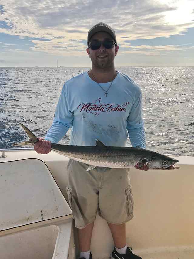 Daniel Cendrick Galveston, by the state rigs - kingfish