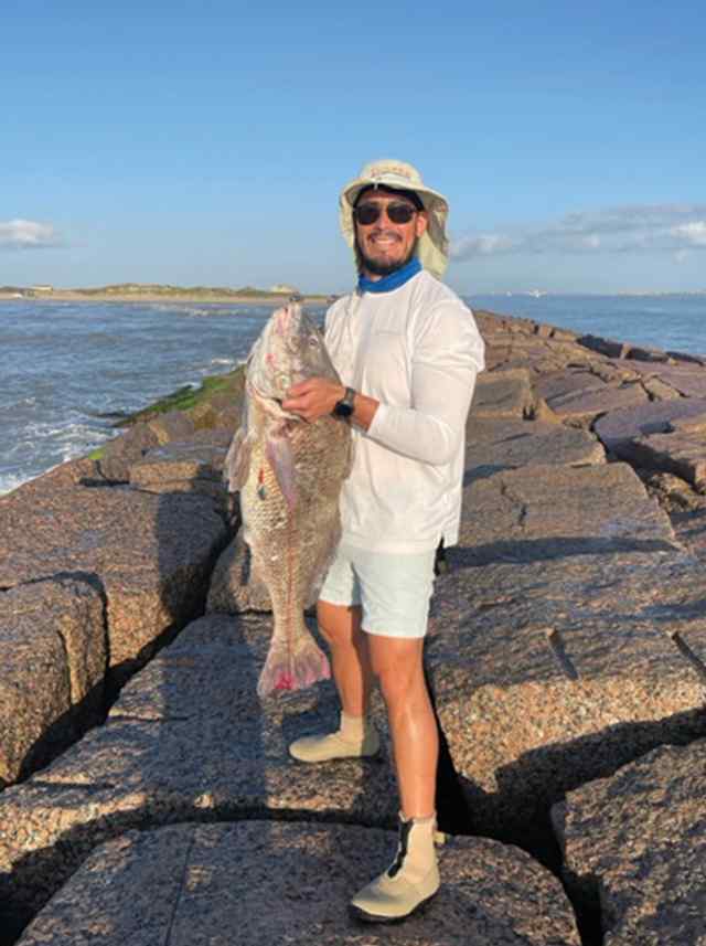 José Ángel Boca Chica jetties - 38.5" black drum