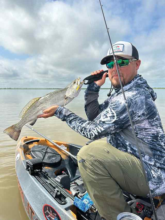 Orlando Sauceda Copano Bay - 25" trout