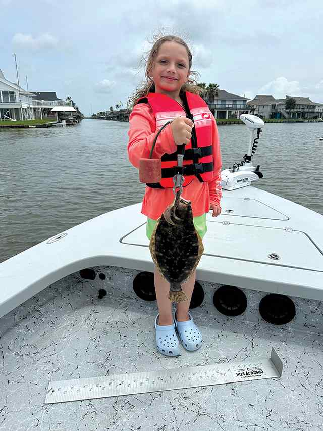 MaKenzie Pittman Galveston West Bay - 16" flounder