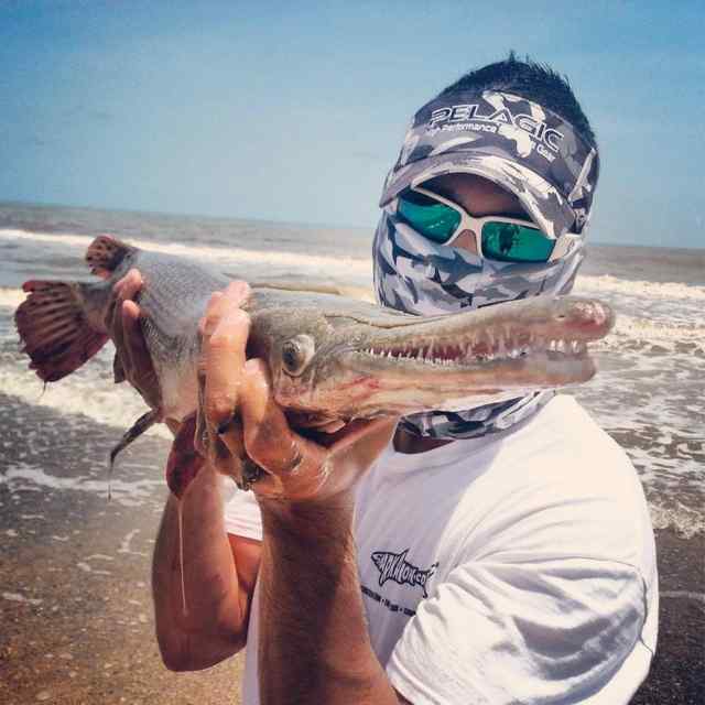 Joe Anthony Garcia Bolivar Peninsula3' alligator gar