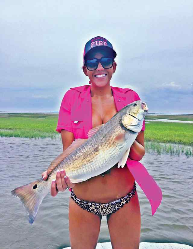 Charissa Joon San Luis Pass25&quot; redfish