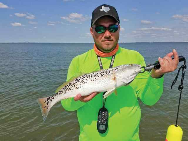 Kevin Pinheiro Galveston - 22" redfish