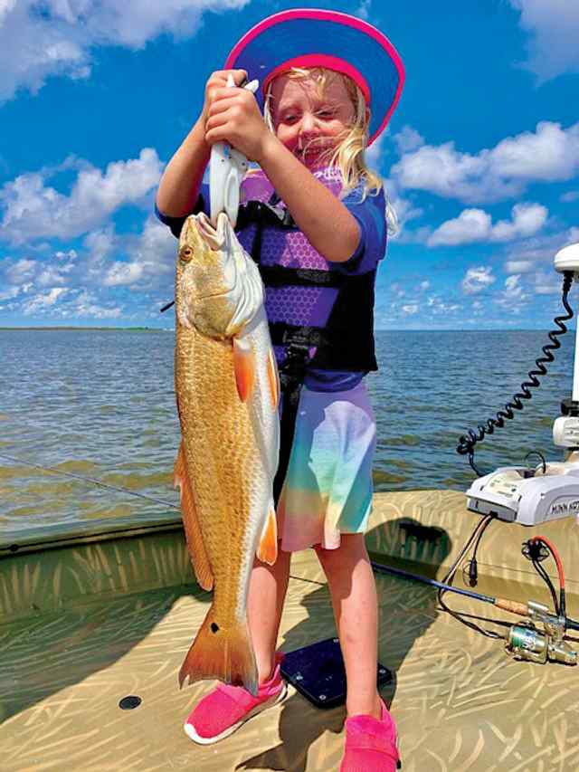 Preslee Grantham Port OConnor - 22" first fish!