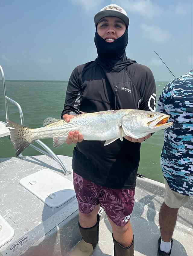 Elijah Ancira Lower Laguna Madre - 25" trout