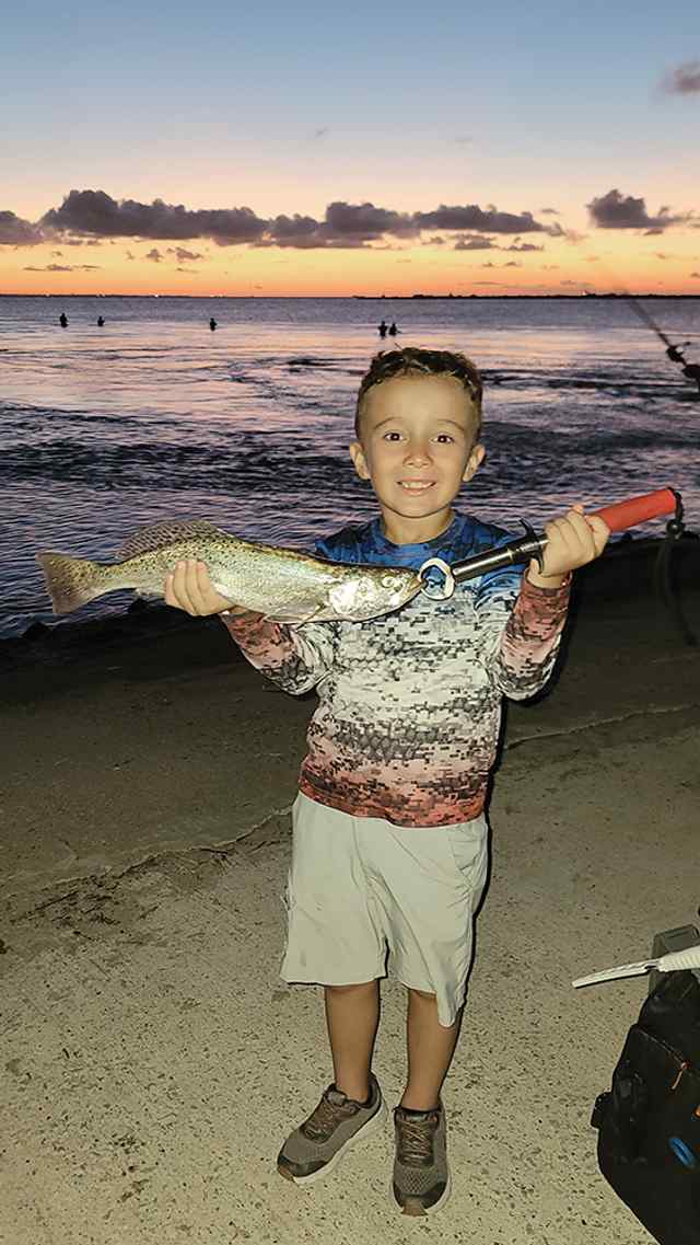 Roman Castillo Bolivar Peninsula - 17.75" trout