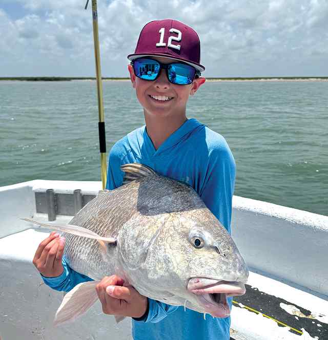 Nolan Gary Port Aransas - 38" 32# black drum, caught on shrimp
