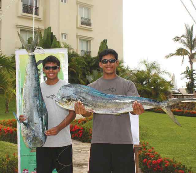 Christopher & Zachary Morales Mazatlan, MexicoDorado Fishing Derby Winners!