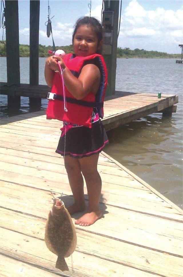 Izabella Martinez Matagordafirst flounder!