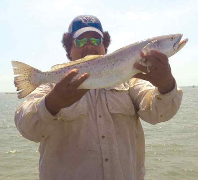 David Lee Doria Nueces Backbay24.5&quot; trout