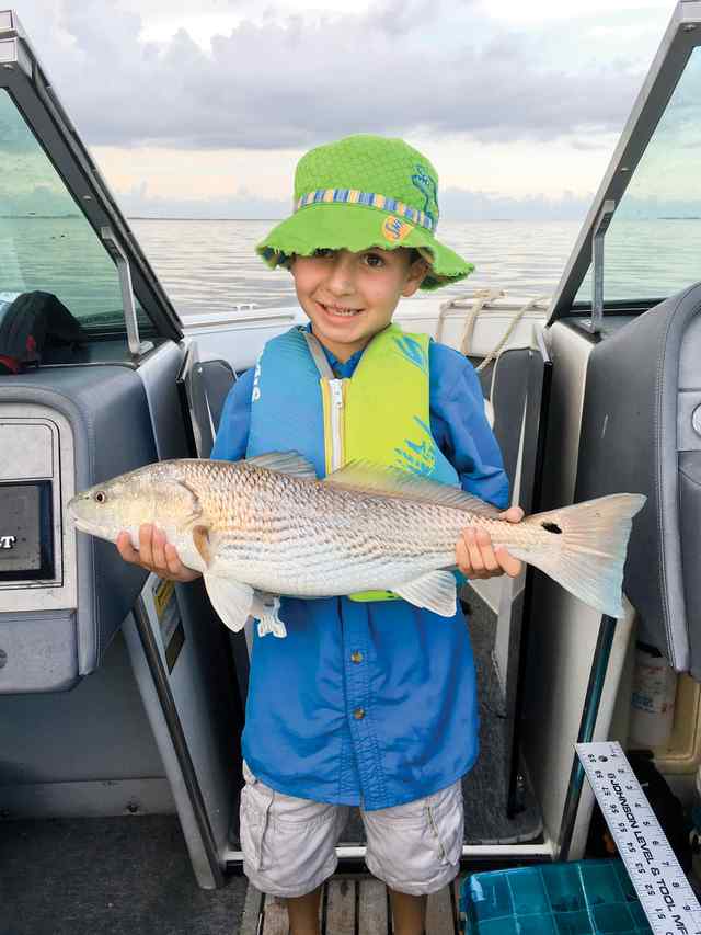 William Dean Moncier Chocolate Bay - 22.5" first slot red, hooked up as soon as the cork hit the water