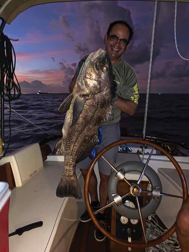 Juan Di Bello Kemah Bay - 3.5" 25 lb black drum, caught near one of the platforms