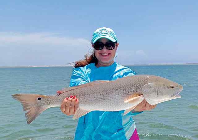 Dalinda Ramirez Maza Lower Laguna Madre - 33" redfish