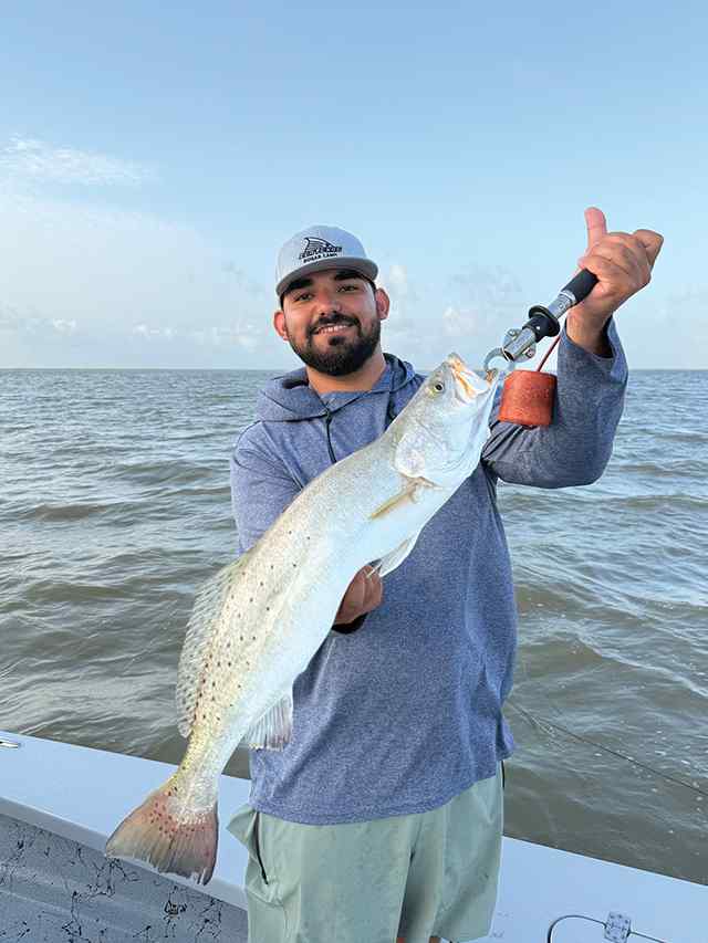 Antonio Chapa East Matagorda - 27" trout