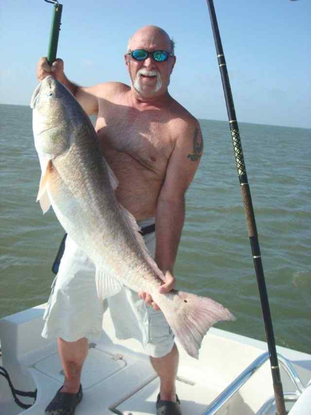 Jerry Bissonnette Port O'Connor46.5&quot; redfish