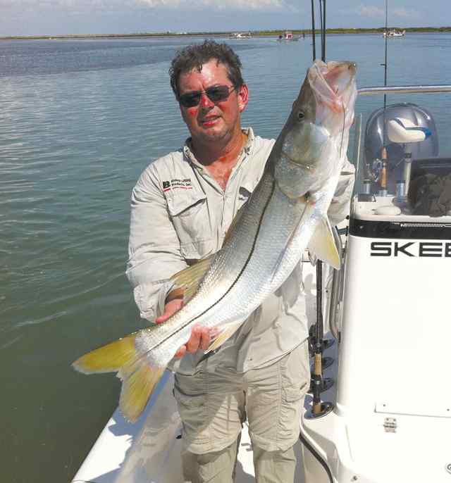 Bernie Villescas Port Isabel35.5&quot; snook CPR