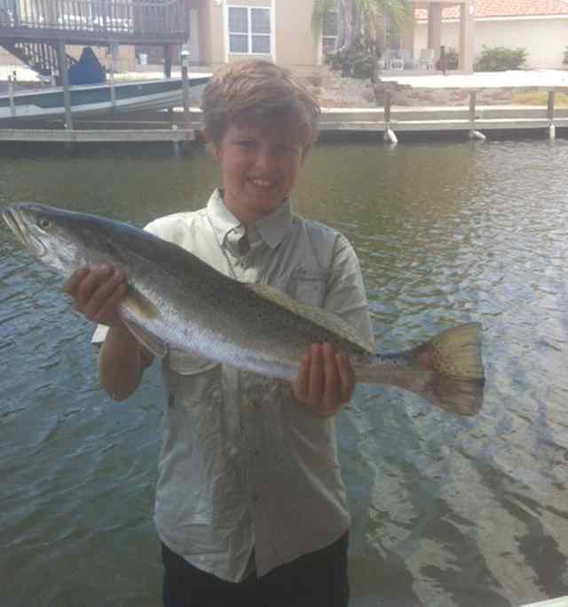 Michael Moggre Land Cut24&quot; trout