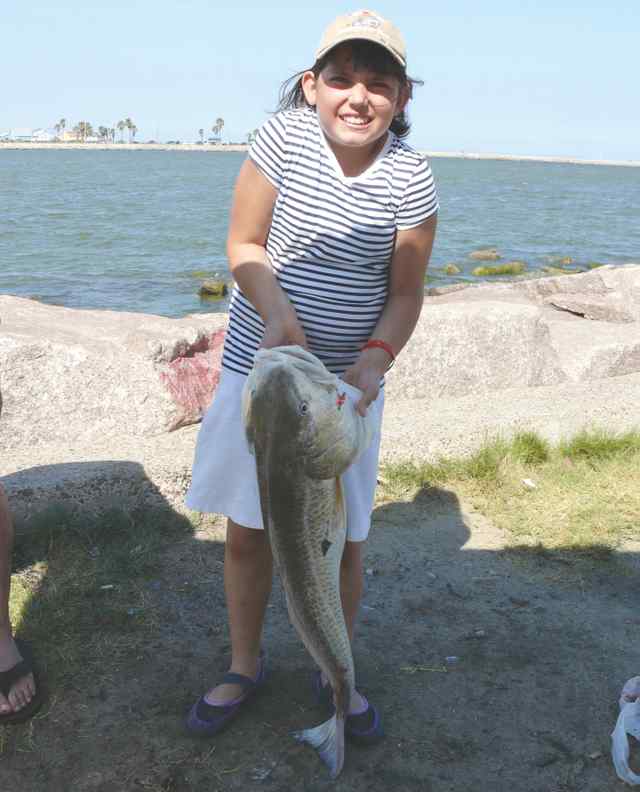 Dian Riojas Quintana Beach Jetty38&quot; redfish