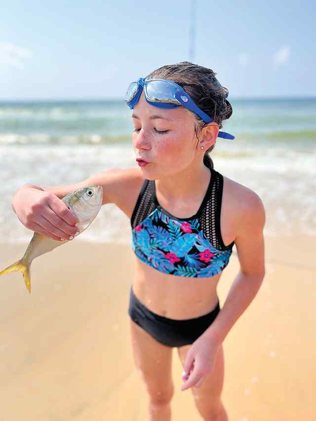 Analeigh Turner Matagorda Beach - menhaden