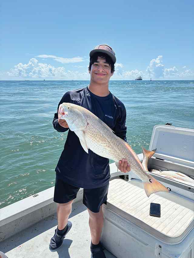 Roman Garcia Corpus Christi Bay - bull red