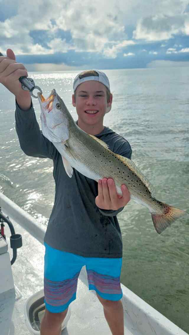 Shane Vlaskovits POC - trout CPR