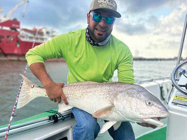 Ricardo Rivera Galveston ship channel - bull red