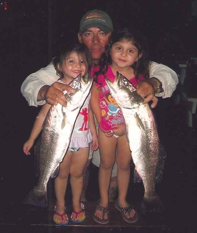 Johnny Guzman Corpus ChristiDaddy with his two beauties