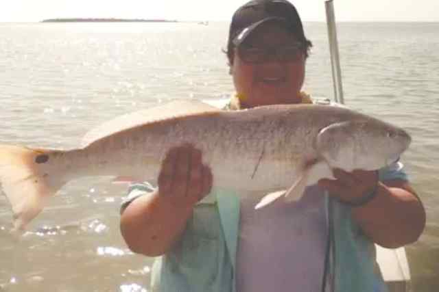 Nicole Chacon South Padre25&quot; redfish
