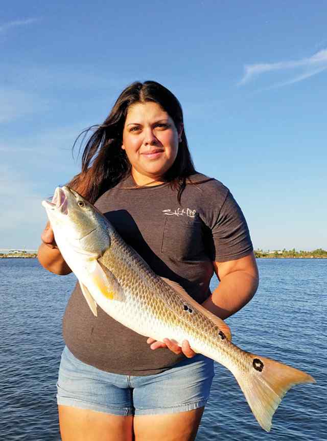 Julie Hinojosa Freeport - 31" redfish