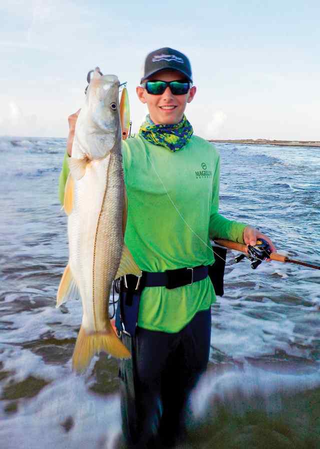 Carson Montgomery Port O'Connor surf - 25" snook