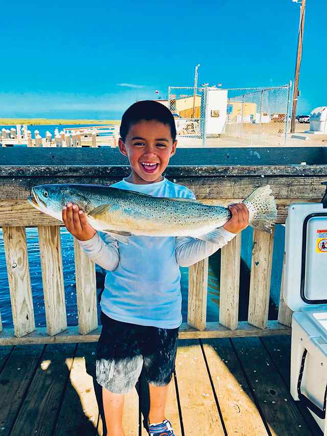 Daniel Carpenter Rockport - 26" trout