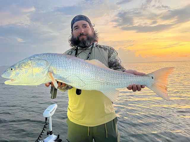 Noe Zartuche Upper Laguna - red